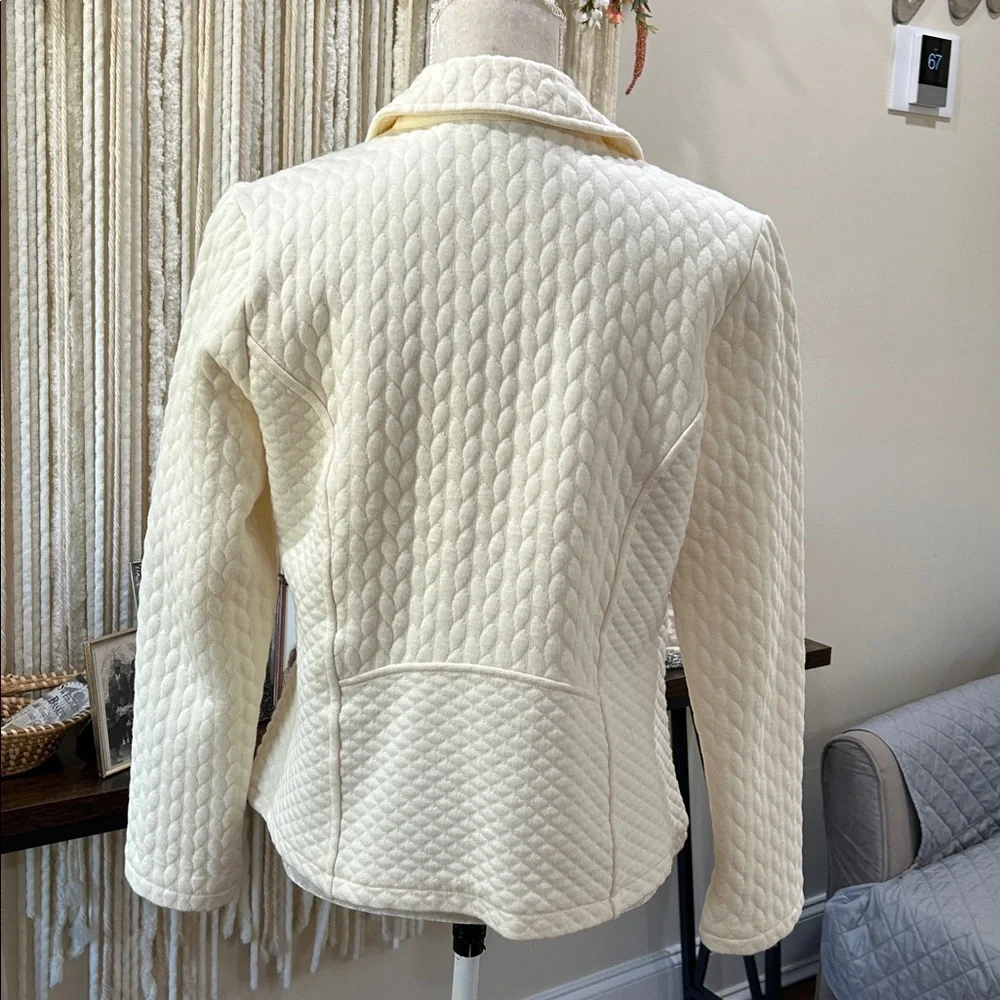Gorgeous Fabric Moto - Picture 6 of 13